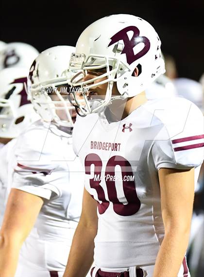 Thumbnail 3 in Bridgeport vs. Godley (UIL 4A Bi-District Playoff) photogallery.