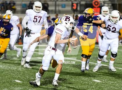 Thumbnail 2 in Bridgeport vs. Godley (UIL 4A Bi-District Playoff) photogallery.