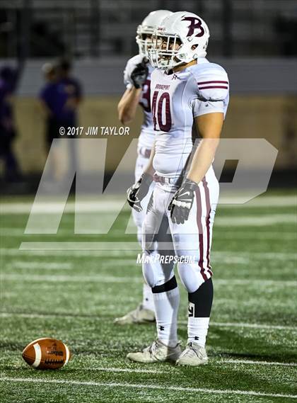 Thumbnail 3 in Bridgeport vs. Godley (UIL 4A Bi-District Playoff) photogallery.