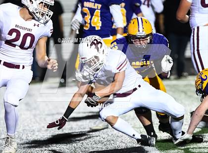 Thumbnail 2 in Bridgeport vs. Godley (UIL 4A Bi-District Playoff) photogallery.