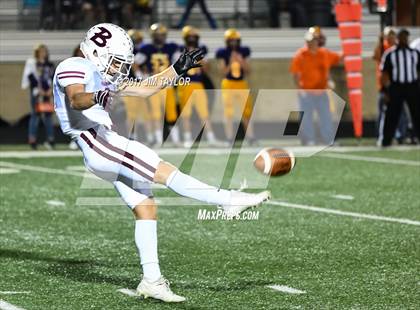 Thumbnail 3 in Bridgeport vs. Godley (UIL 4A Bi-District Playoff) photogallery.