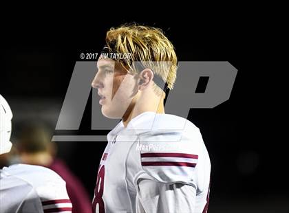 Thumbnail 1 in Bridgeport vs. Godley (UIL 4A Bi-District Playoff) photogallery.