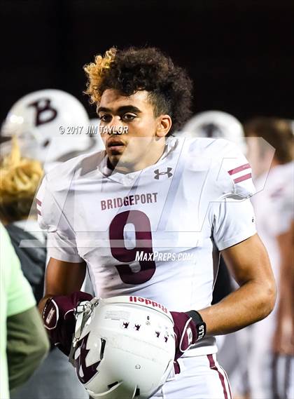 Thumbnail 2 in Bridgeport vs. Godley (UIL 4A Bi-District Playoff) photogallery.