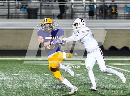 Thumbnail 3 in Bridgeport vs. Godley (UIL 4A Bi-District Playoff) photogallery.