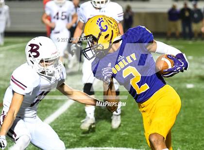 Thumbnail 2 in Bridgeport vs. Godley (UIL 4A Bi-District Playoff) photogallery.