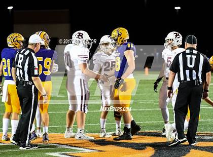 Thumbnail 1 in Bridgeport vs. Godley (UIL 4A Bi-District Playoff) photogallery.