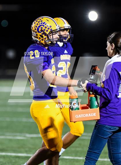 Thumbnail 2 in Bridgeport vs. Godley (UIL 4A Bi-District Playoff) photogallery.