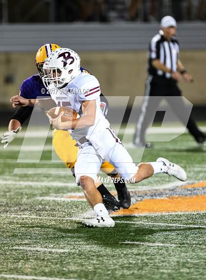 Thumbnail 1 in Bridgeport vs. Godley (UIL 4A Bi-District Playoff) photogallery.