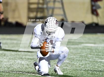 Thumbnail 2 in Bridgeport vs. Godley (UIL 4A Bi-District Playoff) photogallery.