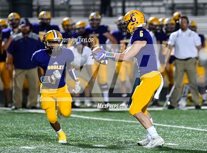 Thumbnail 2 in Bridgeport vs. Godley (UIL 4A Bi-District Playoff) photogallery.