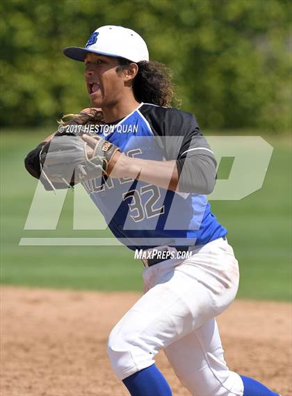 Thumbnail 2 in Mission Viejo vs Basic (DeMarini National Classic) photogallery.