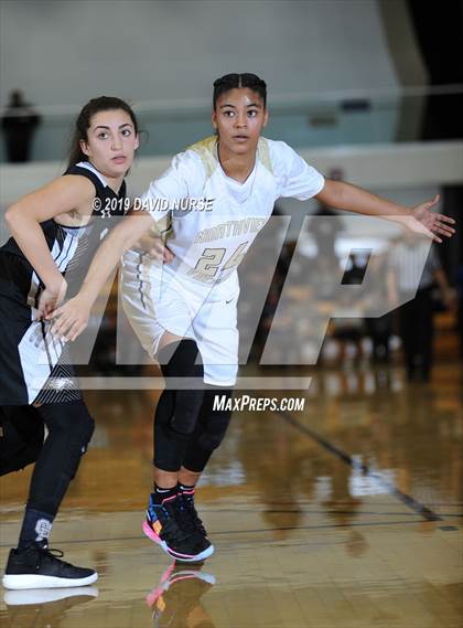 Thumbnail 3 in Oak Park vs Northview (CIF SS 4AA Championship) photogallery.