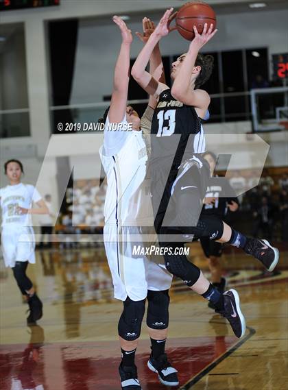 Thumbnail 1 in Oak Park vs Northview (CIF SS 4AA Championship) photogallery.