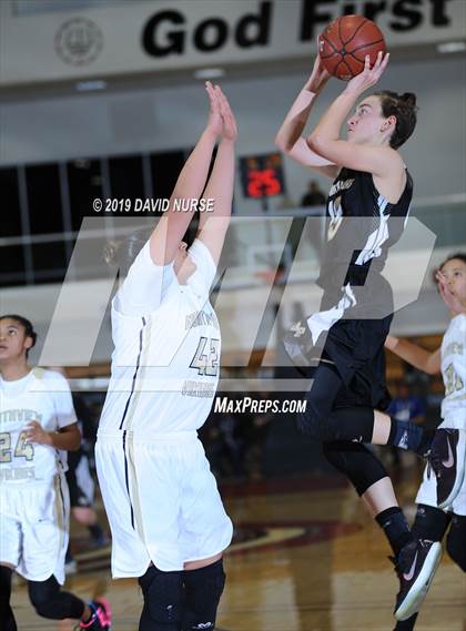 Thumbnail 1 in Oak Park vs Northview (CIF SS 4AA Championship) photogallery.