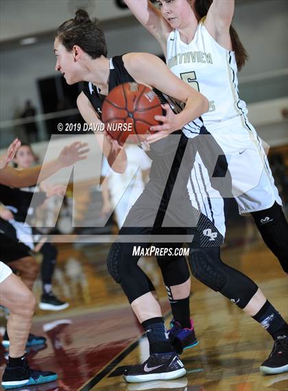 Thumbnail 1 in Oak Park vs Northview (CIF SS 4AA Championship) photogallery.