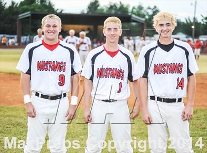 Thumbnail 2 in Sunnyvale vs Hughes Springs (UIL 2A Regional Semifinal Playoff) photogallery.