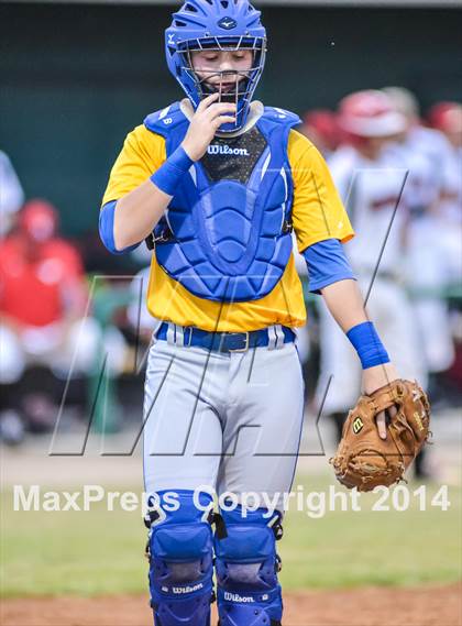 Thumbnail 3 in Sunnyvale vs Hughes Springs (UIL 2A Regional Semifinal Playoff) photogallery.