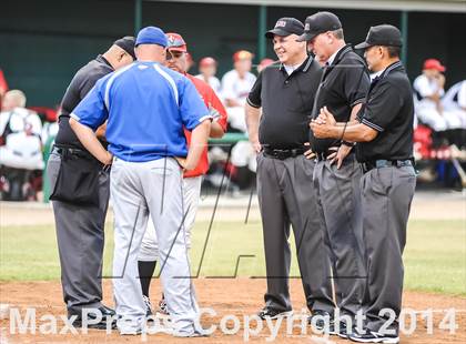 Thumbnail 1 in Sunnyvale vs Hughes Springs (UIL 2A Regional Semifinal Playoff) photogallery.