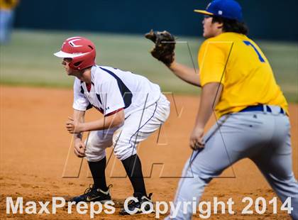 Thumbnail 2 in Sunnyvale vs Hughes Springs (UIL 2A Regional Semifinal Playoff) photogallery.