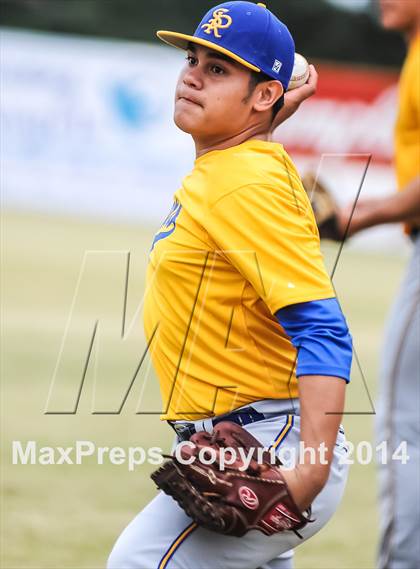 Thumbnail 3 in Sunnyvale vs Hughes Springs (UIL 2A Regional Semifinal Playoff) photogallery.