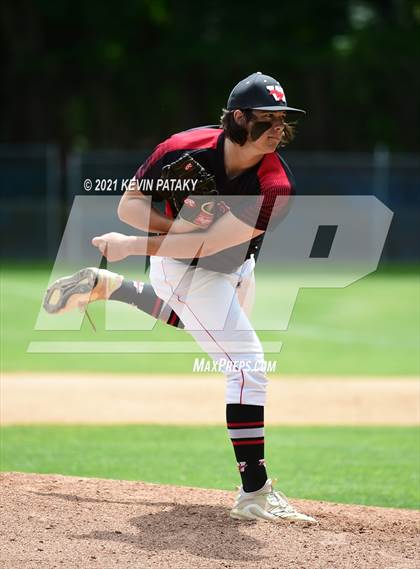 Thumbnail 1 in Fairfield Warde vs. Greenwich (FCIAC Final) photogallery.