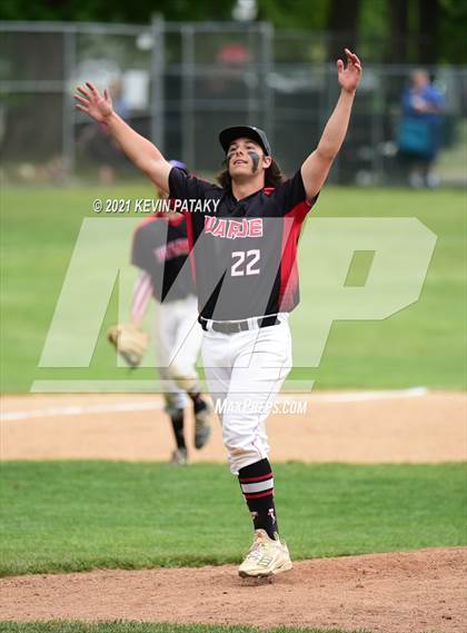 Thumbnail 2 in Fairfield Warde vs. Greenwich (FCIAC Final) photogallery.