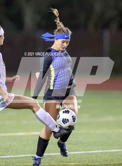 Thumbnail 1 in Cle Elum-Roslyn vs Adna (WIAA 1B/2B Playoffs) photogallery.