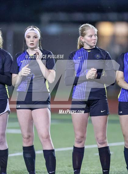 Thumbnail 1 in Cle Elum-Roslyn vs Adna (WIAA 1B/2B Playoffs) photogallery.
