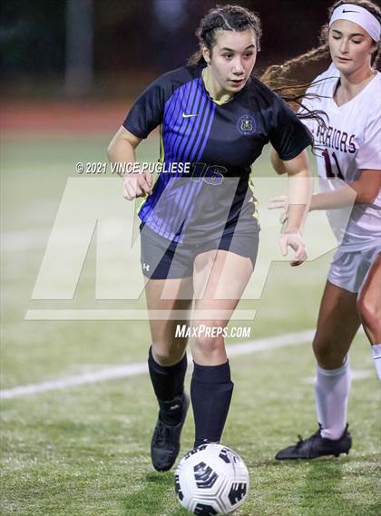 Thumbnail 2 in Cle Elum-Roslyn vs Adna (WIAA 1B/2B Playoffs) photogallery.