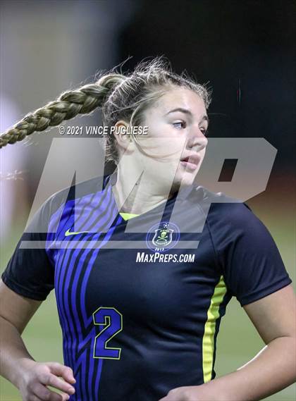 Thumbnail 2 in Cle Elum-Roslyn vs Adna (WIAA 1B/2B Playoffs) photogallery.