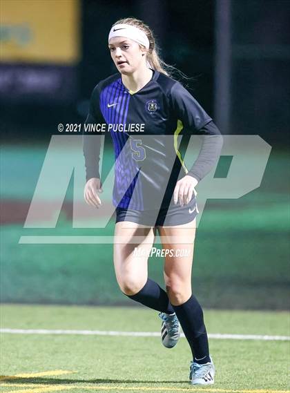 Thumbnail 3 in Cle Elum-Roslyn vs Adna (WIAA 1B/2B Playoffs) photogallery.