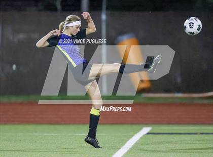 Thumbnail 3 in Cle Elum-Roslyn vs Adna (WIAA 1B/2B Playoffs) photogallery.