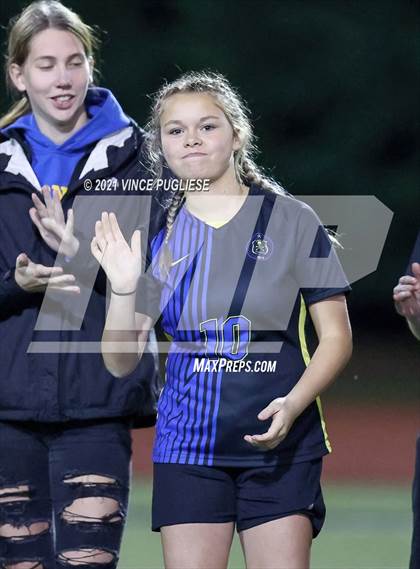 Thumbnail 1 in Cle Elum-Roslyn vs Adna (WIAA 1B/2B Playoffs) photogallery.