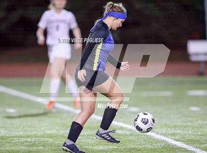 Thumbnail 1 in Cle Elum-Roslyn vs Adna (WIAA 1B/2B Playoffs) photogallery.