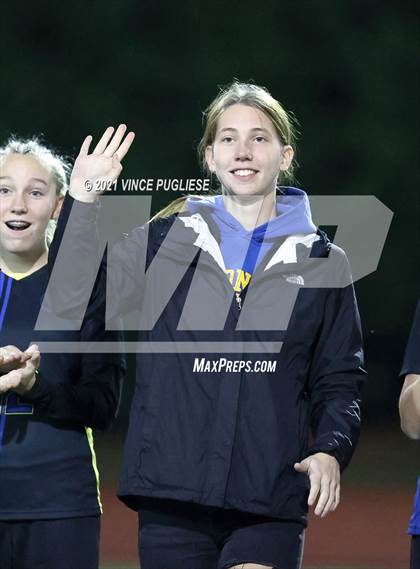 Thumbnail 2 in Cle Elum-Roslyn vs Adna (WIAA 1B/2B Playoffs) photogallery.