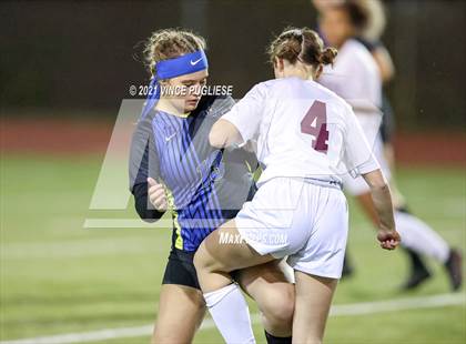 Thumbnail 1 in Cle Elum-Roslyn vs Adna (WIAA 1B/2B Playoffs) photogallery.