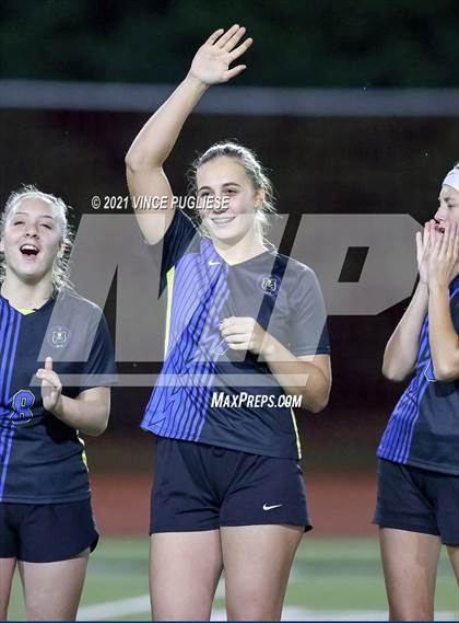 Thumbnail 1 in Cle Elum-Roslyn vs Adna (WIAA 1B/2B Playoffs) photogallery.
