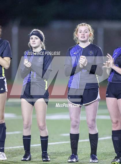 Thumbnail 1 in Cle Elum-Roslyn vs Adna (WIAA 1B/2B Playoffs) photogallery.