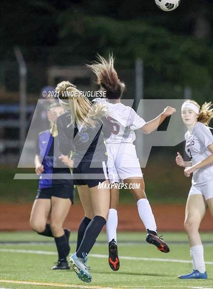 Thumbnail 2 in Cle Elum-Roslyn vs Adna (WIAA 1B/2B Playoffs) photogallery.