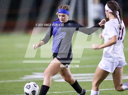 Thumbnail 2 in Cle Elum-Roslyn vs Adna (WIAA 1B/2B Playoffs) photogallery.