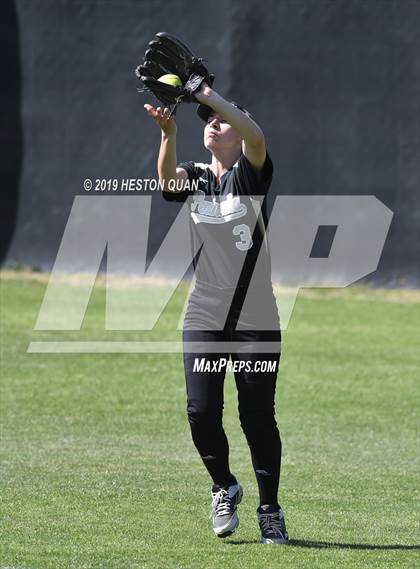 Thumbnail 3 in Peninsula vs. La Serna (Alan Dugard Classic) photogallery.