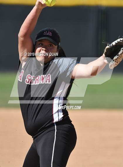 Thumbnail 2 in Peninsula vs. La Serna (Alan Dugard Classic) photogallery.