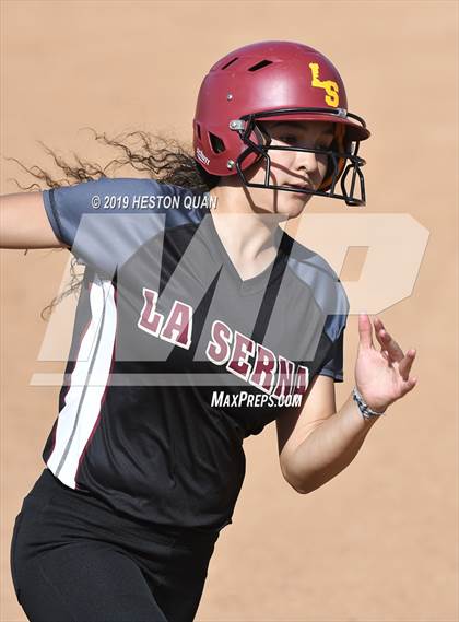 Thumbnail 1 in Peninsula vs. La Serna (Alan Dugard Classic) photogallery.