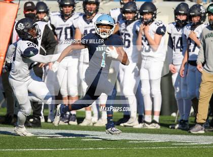 Thumbnail 2 in Pulaski Academy vs. Little Rock Christian Academy (AAA 5A Final) photogallery.