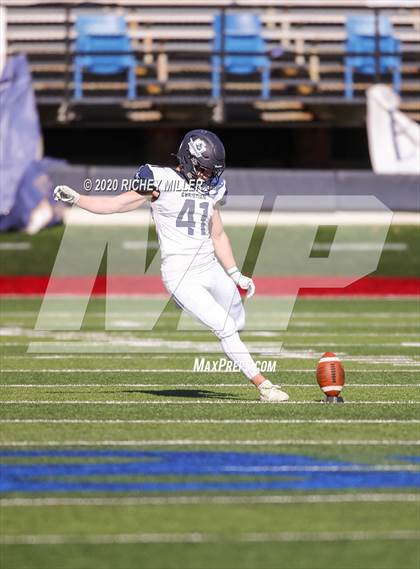 Thumbnail 3 in Pulaski Academy vs. Little Rock Christian Academy (AAA 5A Final) photogallery.