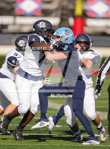 Thumbnail 1 in Pulaski Academy vs. Little Rock Christian Academy (AAA 5A Final) photogallery.