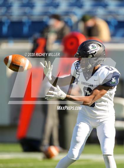 Thumbnail 2 in Pulaski Academy vs. Little Rock Christian Academy (AAA 5A Final) photogallery.