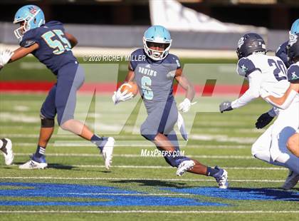Thumbnail 1 in Pulaski Academy vs. Little Rock Christian Academy (AAA 5A Final) photogallery.