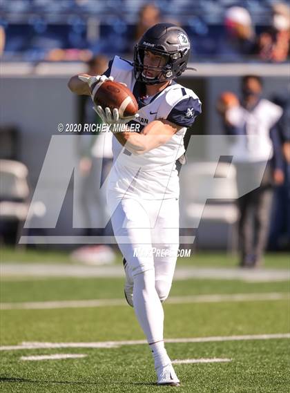 Thumbnail 1 in Pulaski Academy vs. Little Rock Christian Academy (AAA 5A Final) photogallery.
