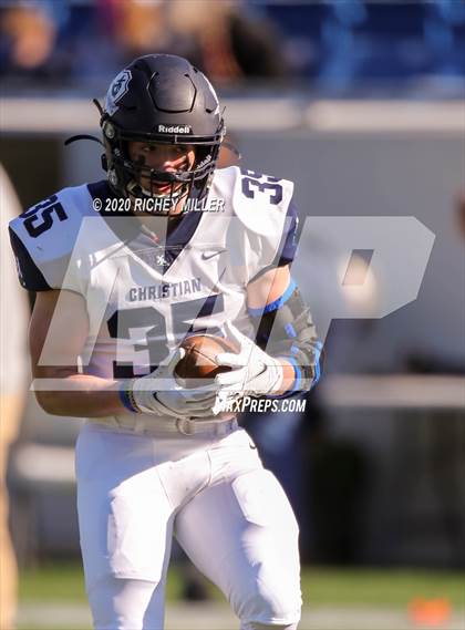 Thumbnail 2 in Pulaski Academy vs. Little Rock Christian Academy (AAA 5A Final) photogallery.